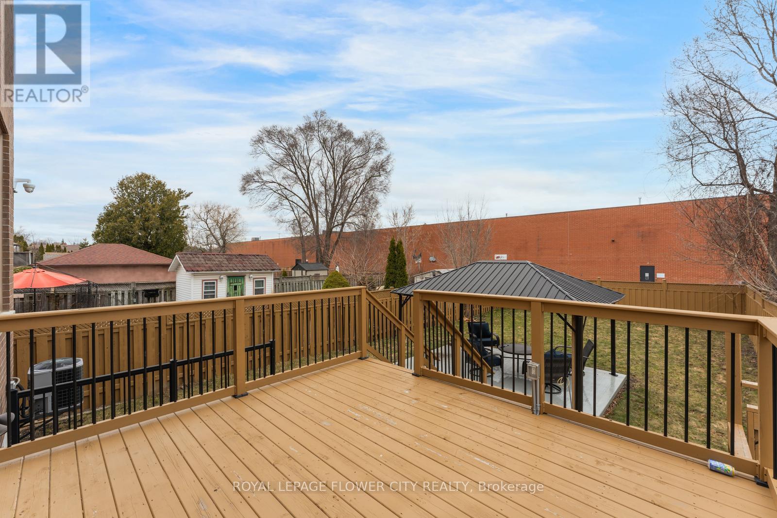 19 CONNORVALE AVENUE — photo 44