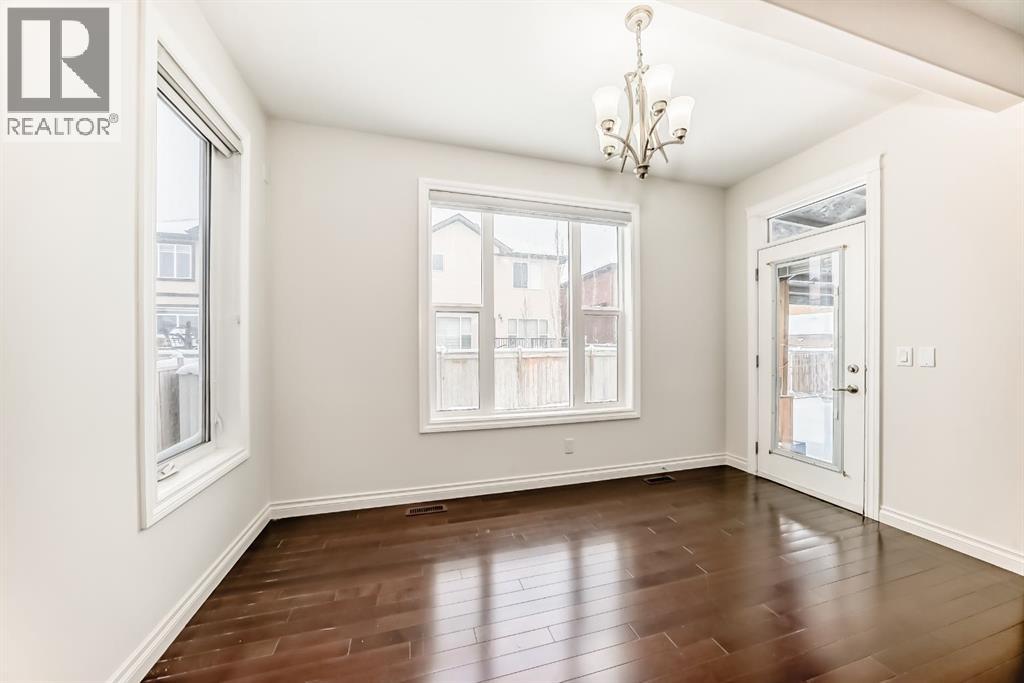 Single Family House for Sale in  SADDLELAKE GREEN  NE Saddle Ridge Calgary 