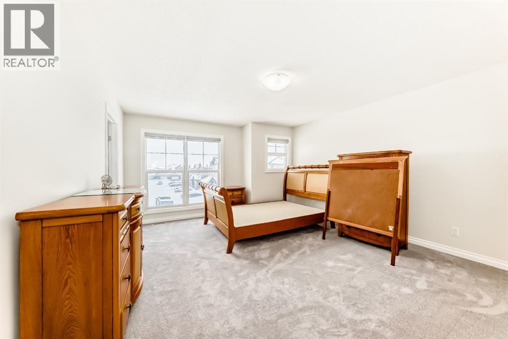 Single Family House for Sale in  SADDLELAKE GREEN  NE Saddle Ridge Calgary 