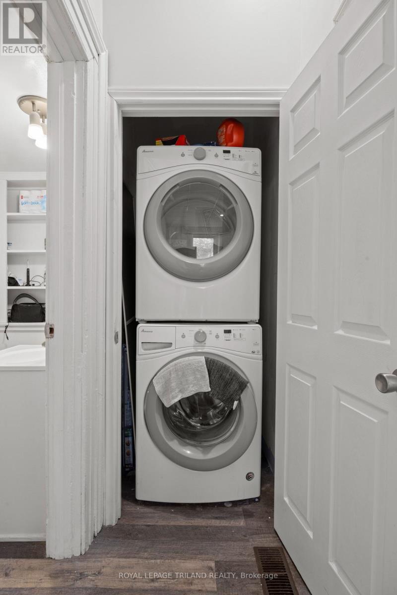 434 DUFFERIN AVENUE Property Photo