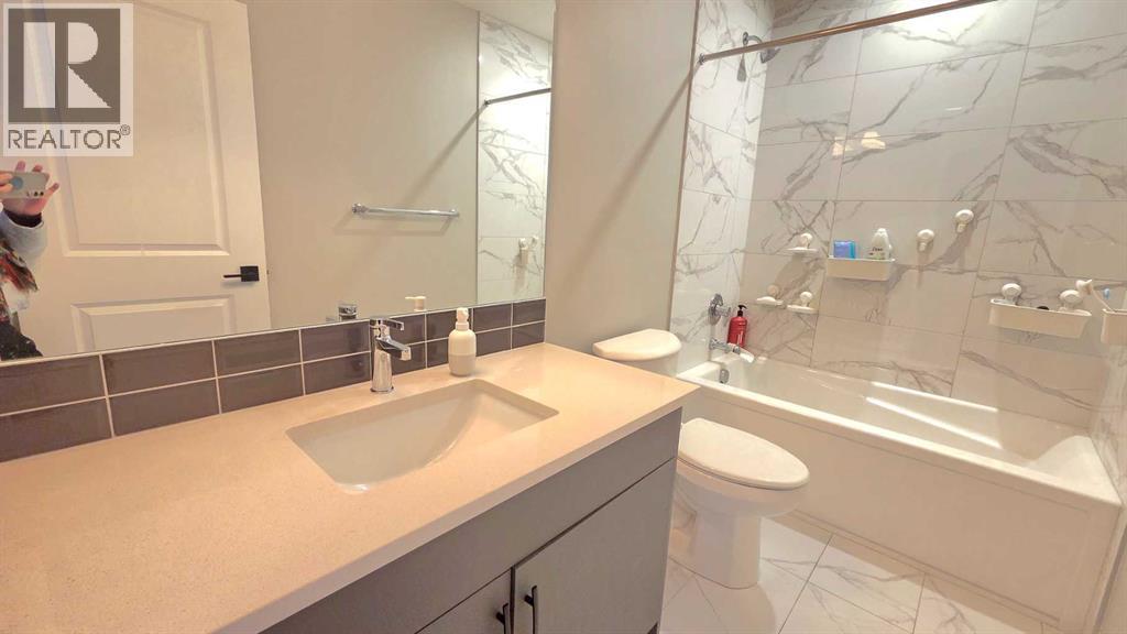 Single Family House for Sale in  Yorkville Road SW Yorkville Calgary 