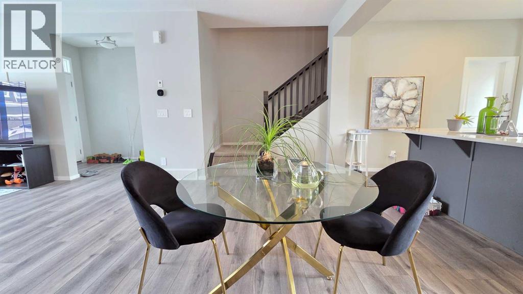 Single Family House for Sale in  Yorkville Road SW Yorkville Calgary 