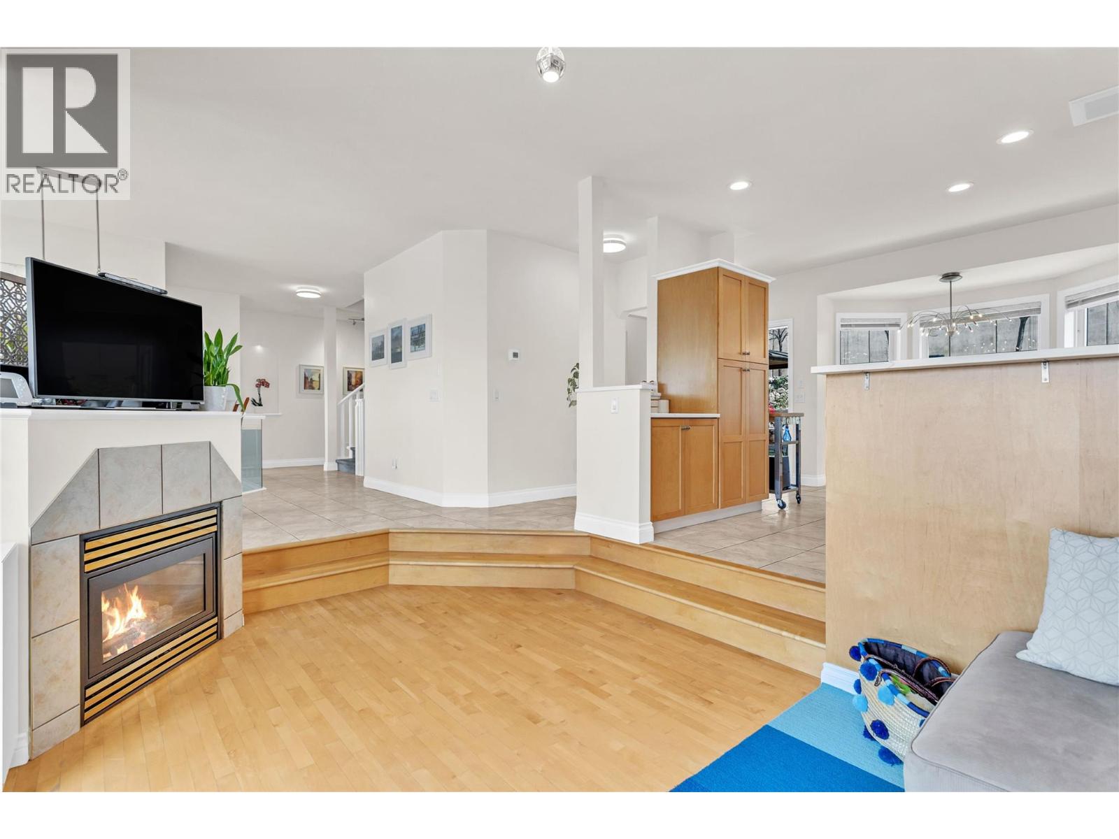 809 Toovey Road, Kelowna