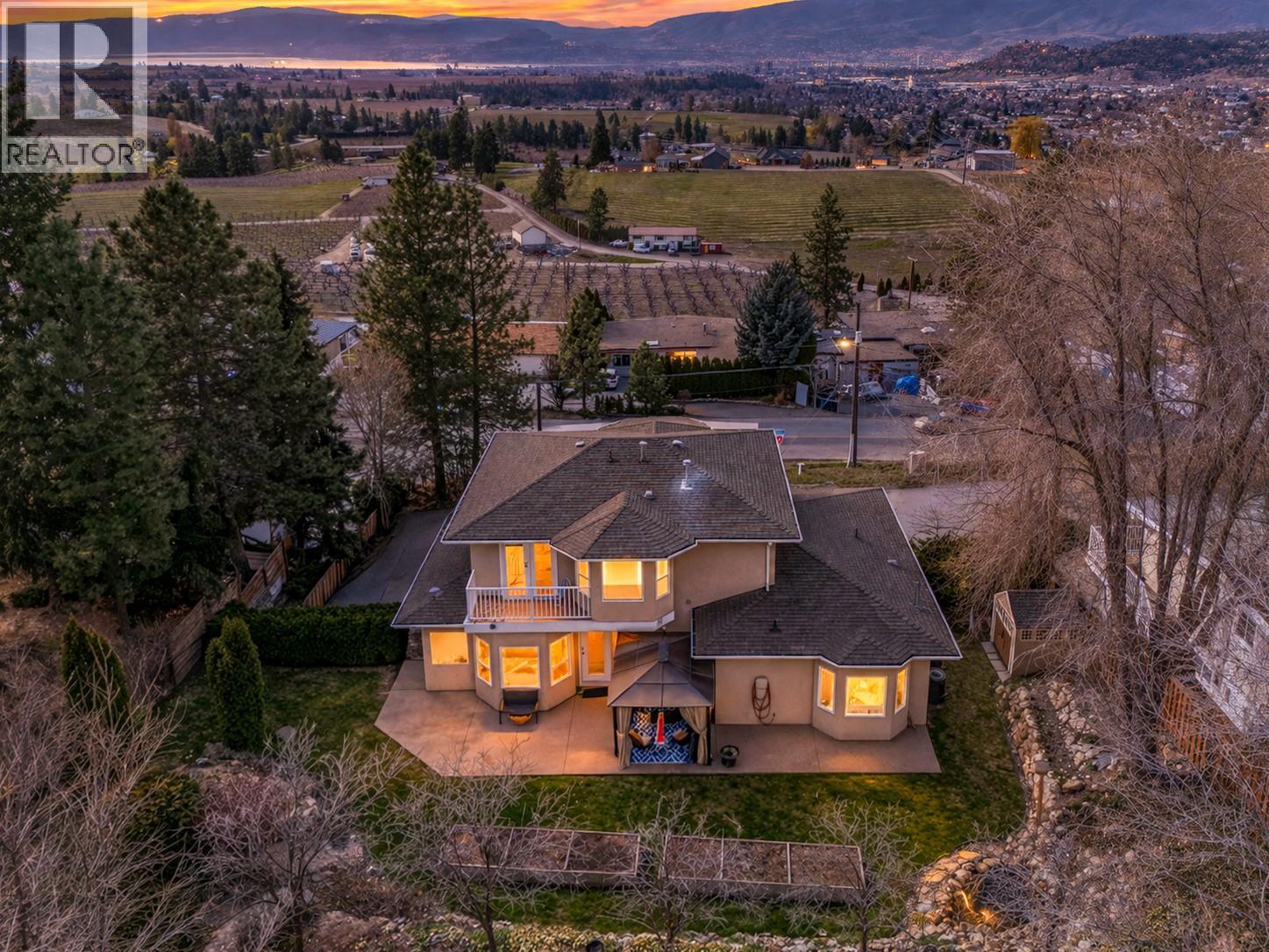 809 Toovey Road, Kelowna