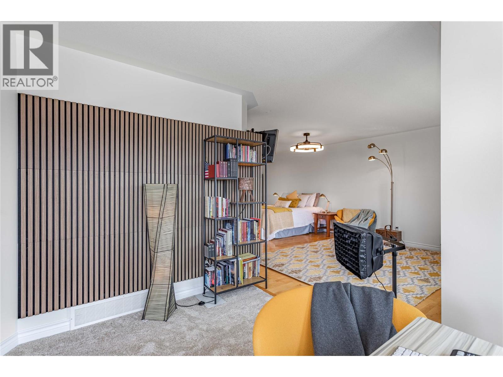 809 Toovey Road, Kelowna