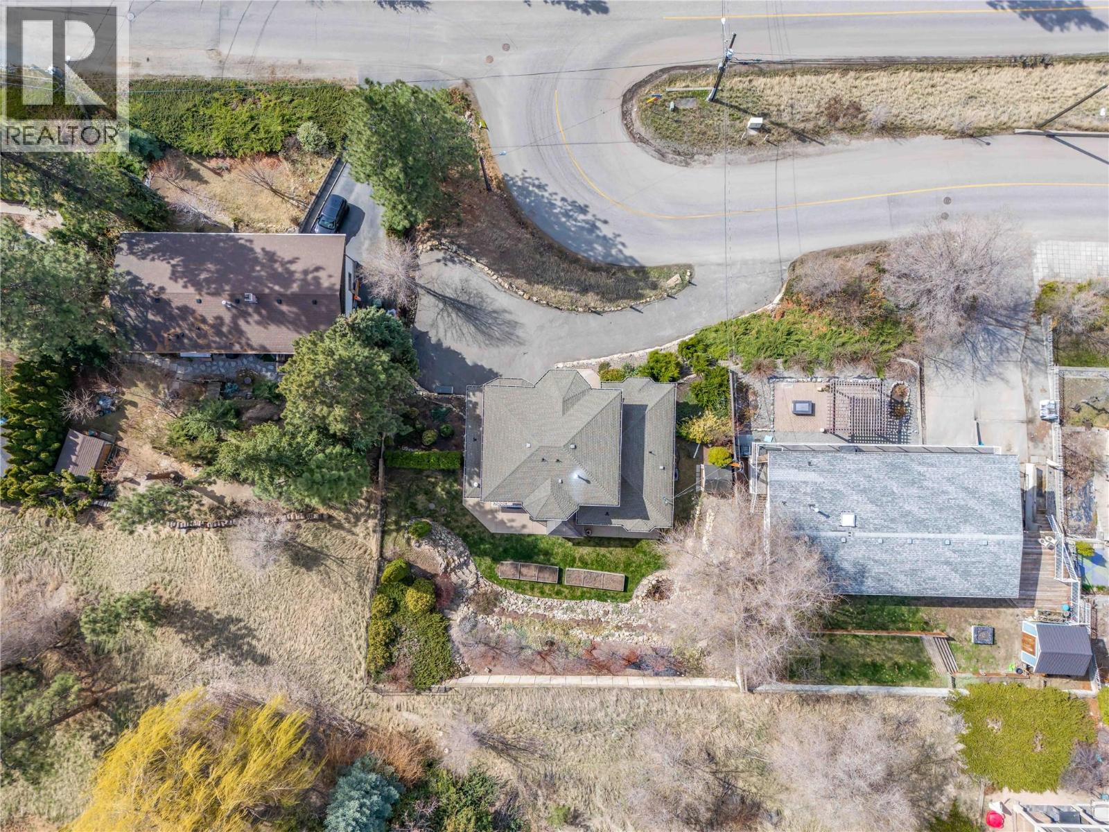 809 Toovey Road, Kelowna
