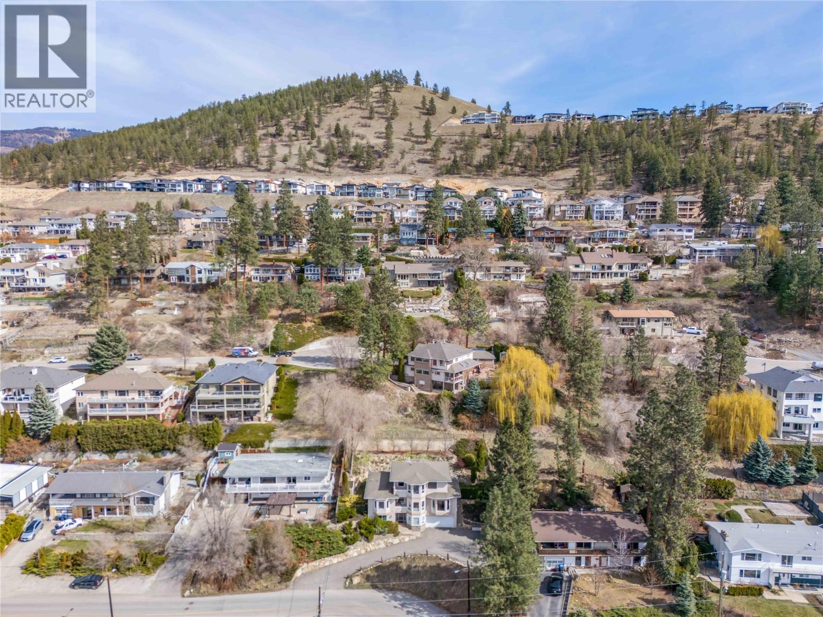 809 Toovey Road, Kelowna