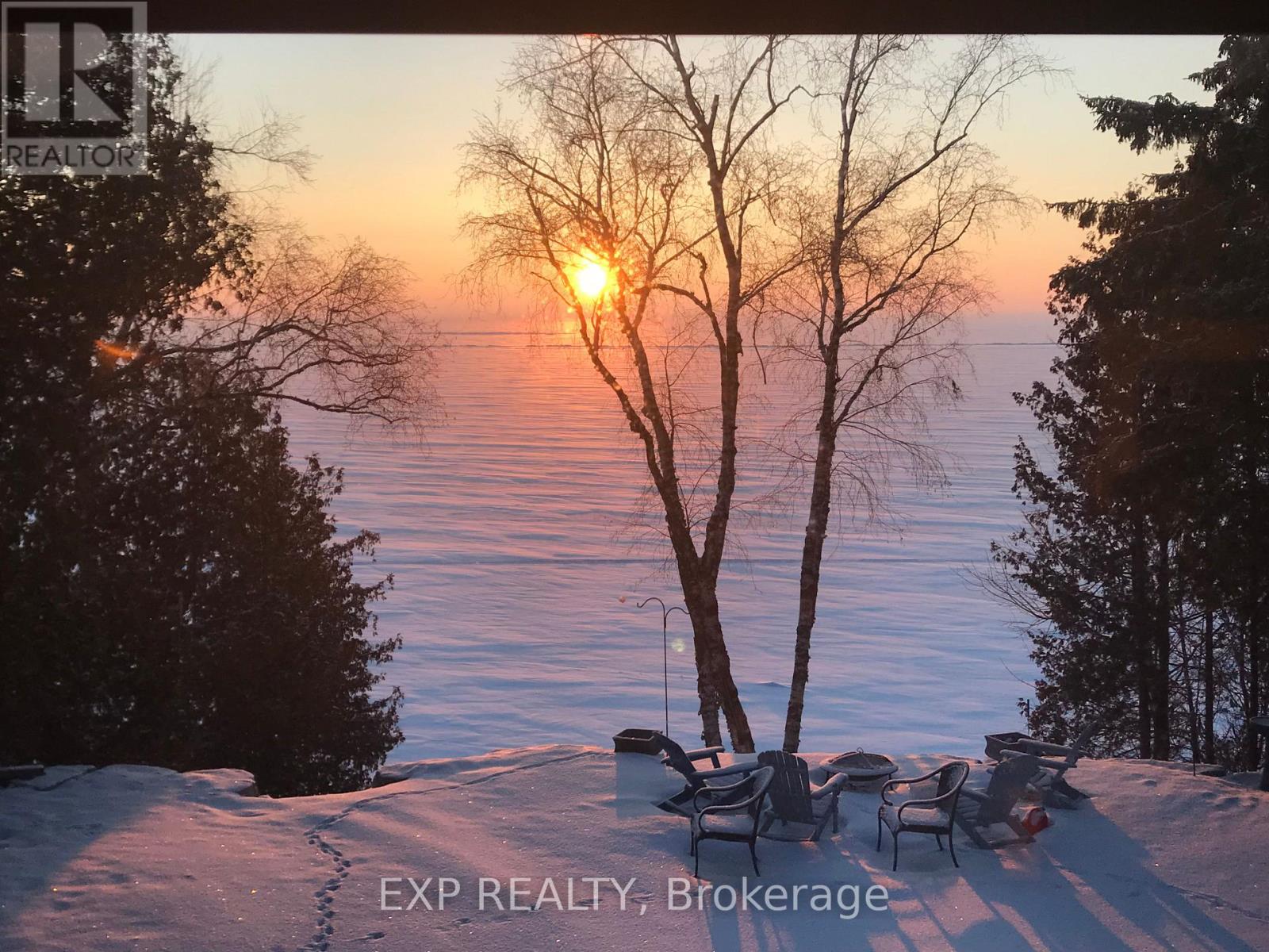 2295 LAKESHORE ROAD E - 11