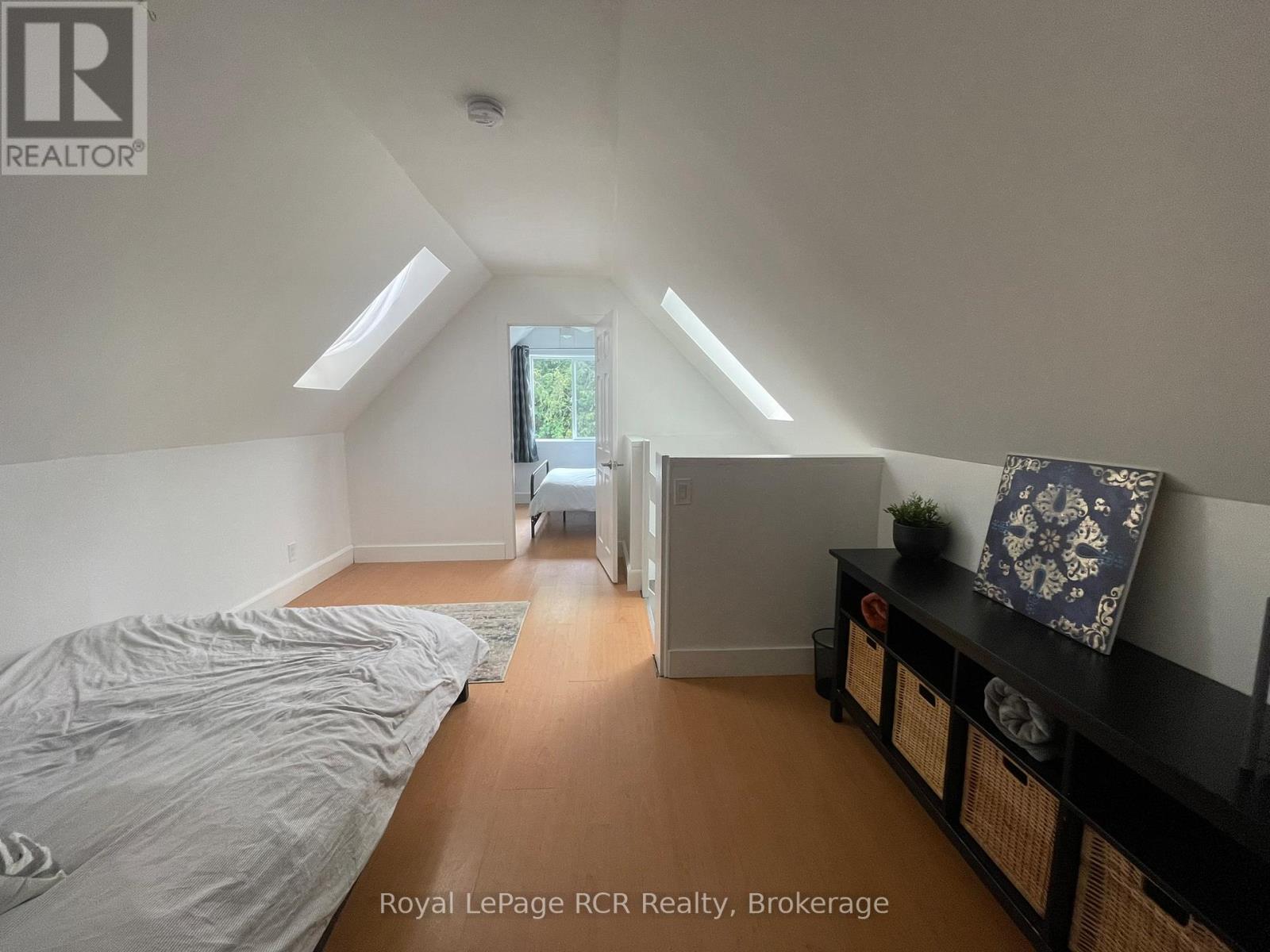 121 COLLINGWOOD STREET - 20