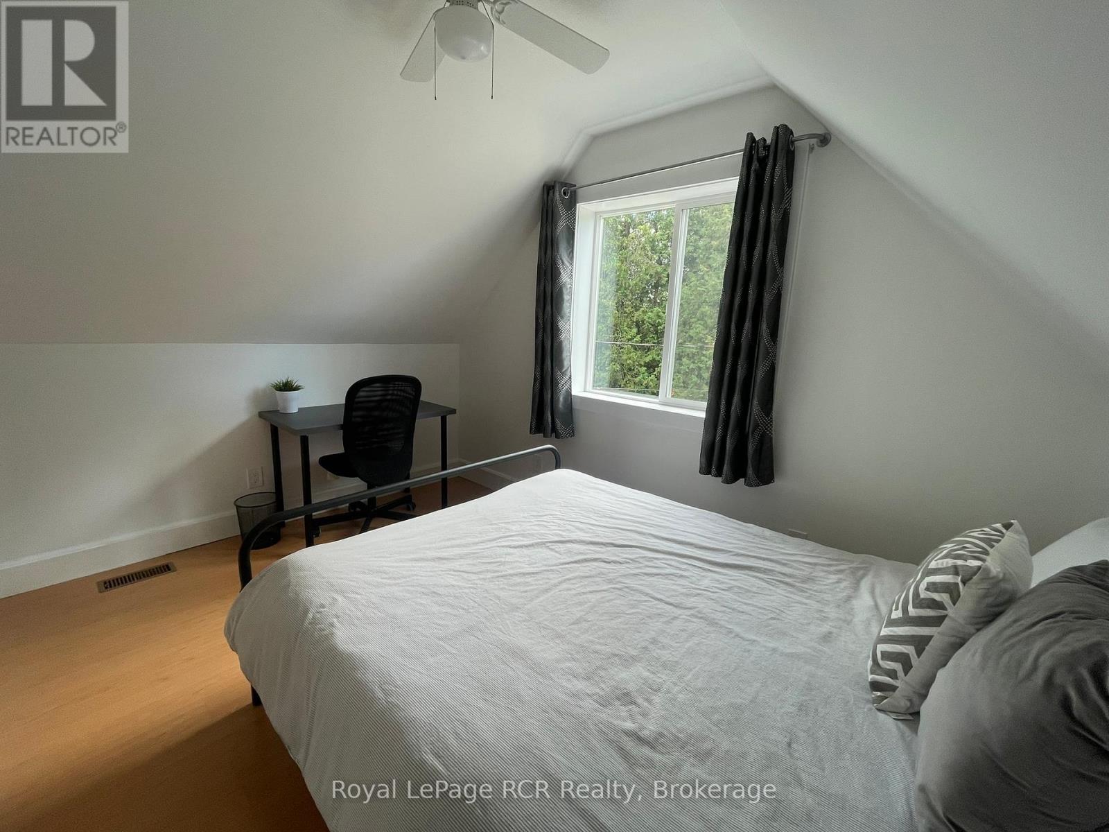 121 COLLINGWOOD STREET - 27