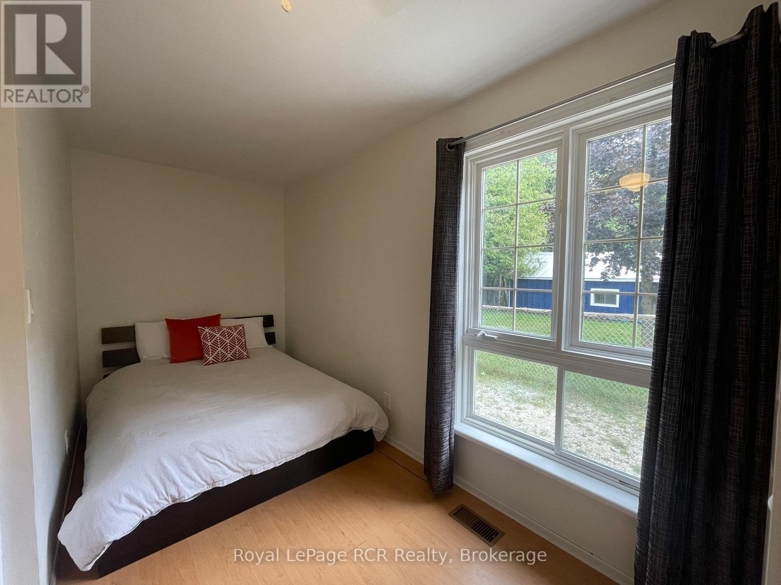 121 COLLINGWOOD STREET - 17