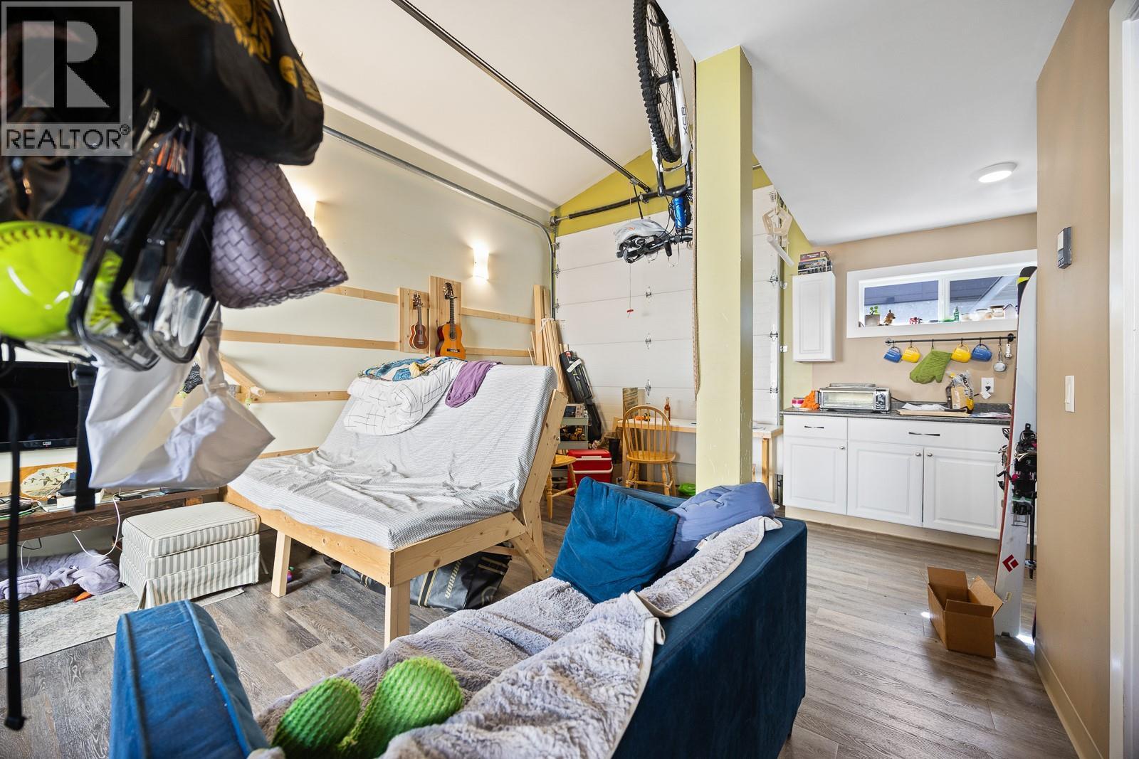 723 Stockwell Avenue, Kelowna