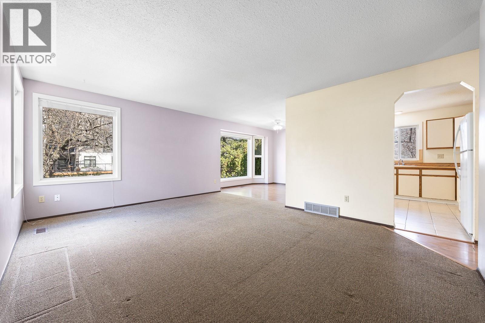 723 Stockwell Avenue - 9
