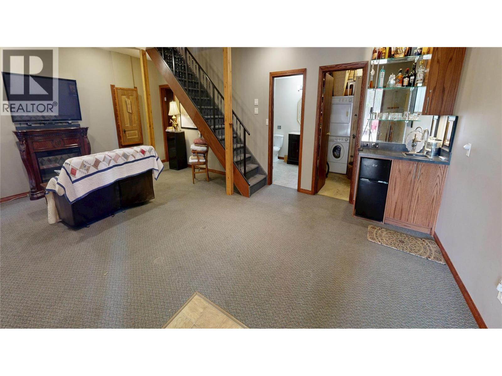 4406 Ashton Road, Spur Valley