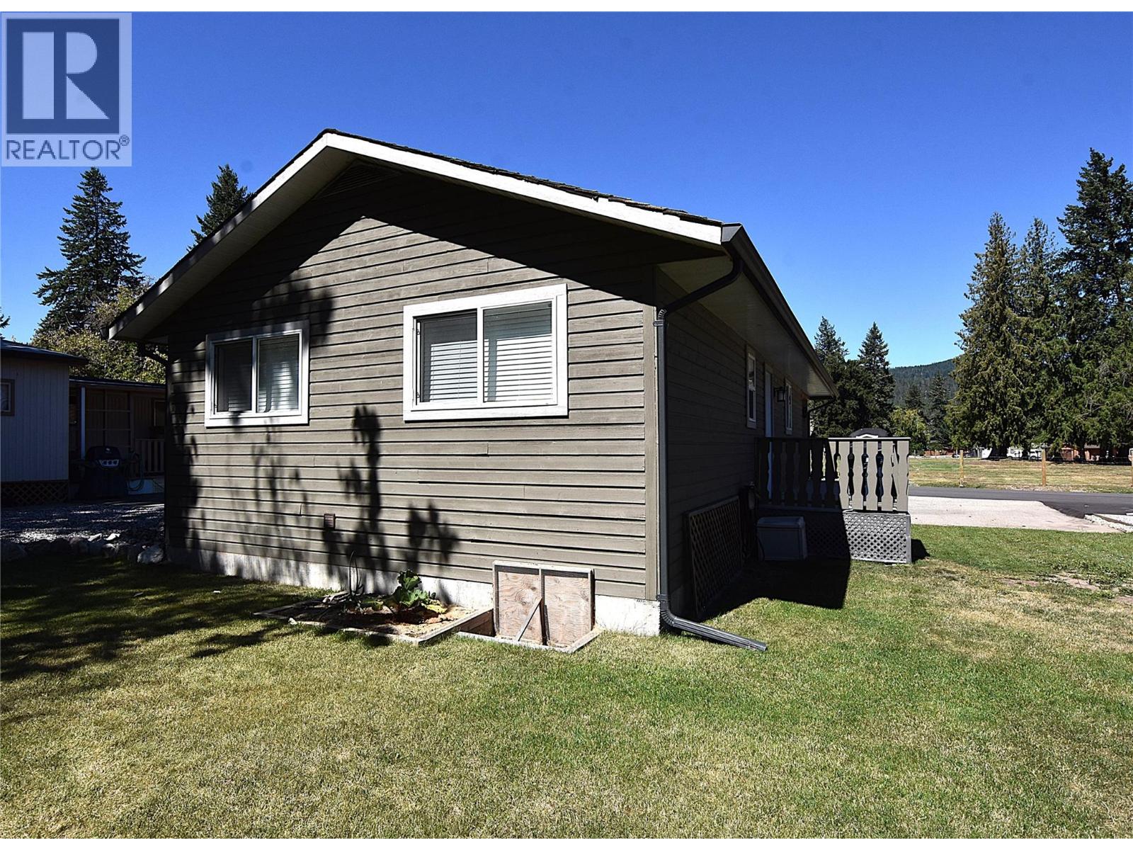 190 Falcon Avenue, Vernon