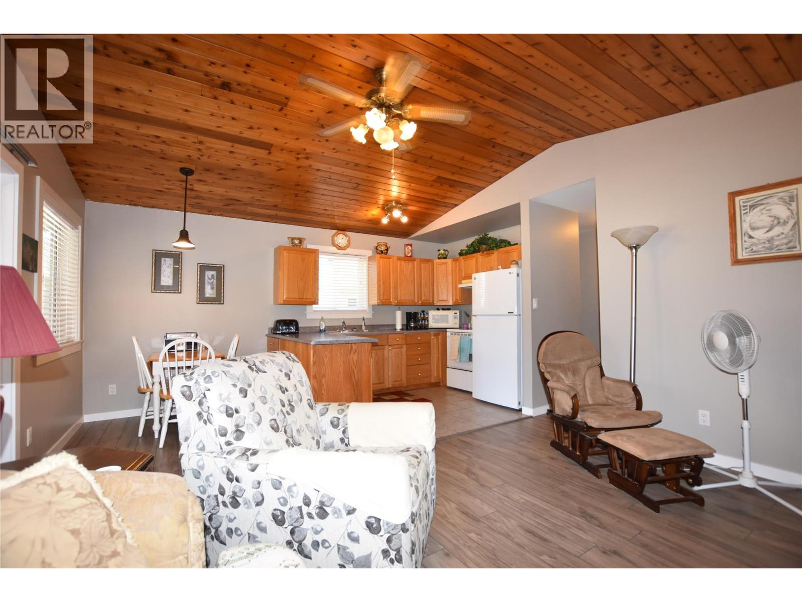 190 Falcon Avenue, Vernon