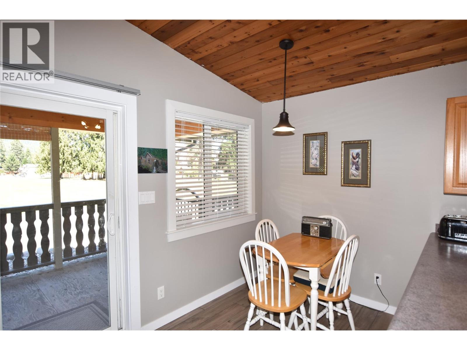 190 Falcon Avenue, Vernon