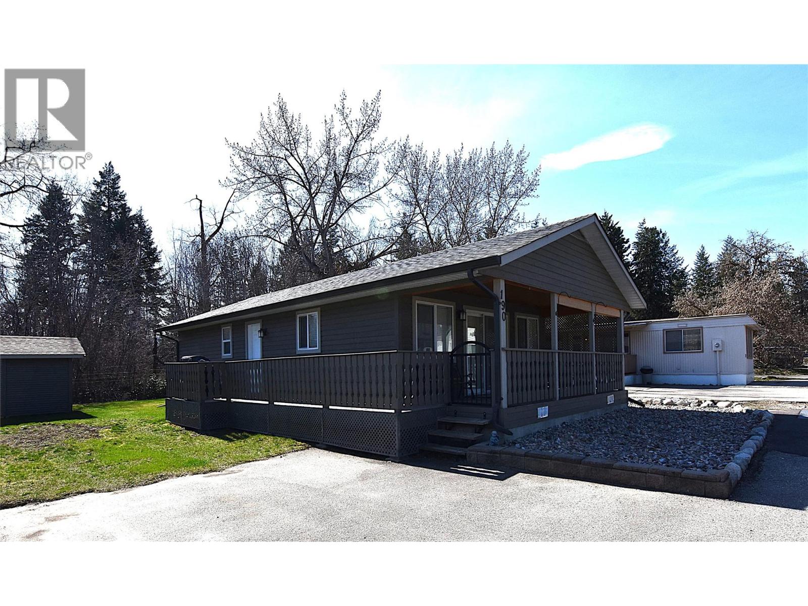 190 Falcon Avenue, Vernon