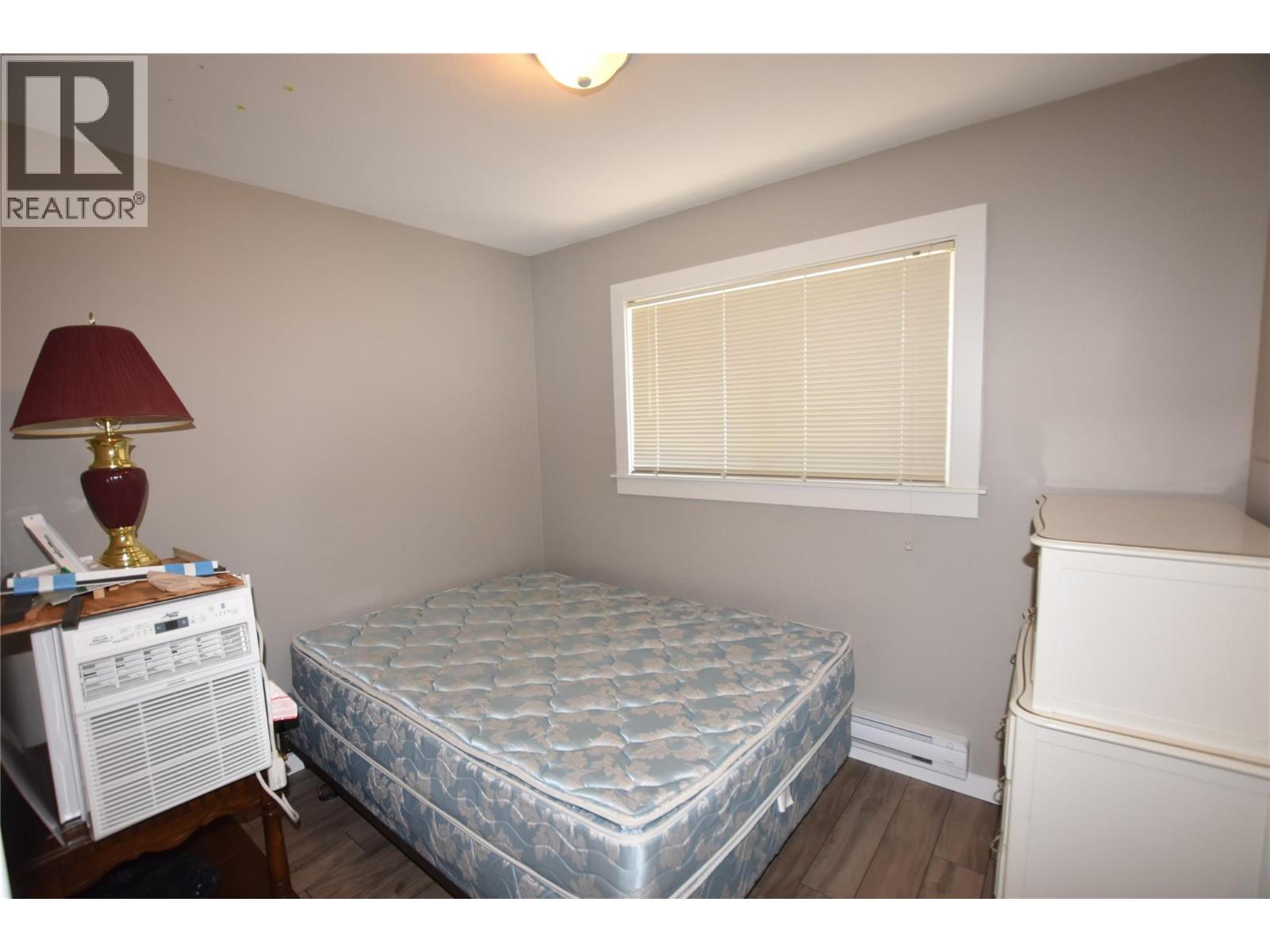 190 Falcon Avenue, Vernon