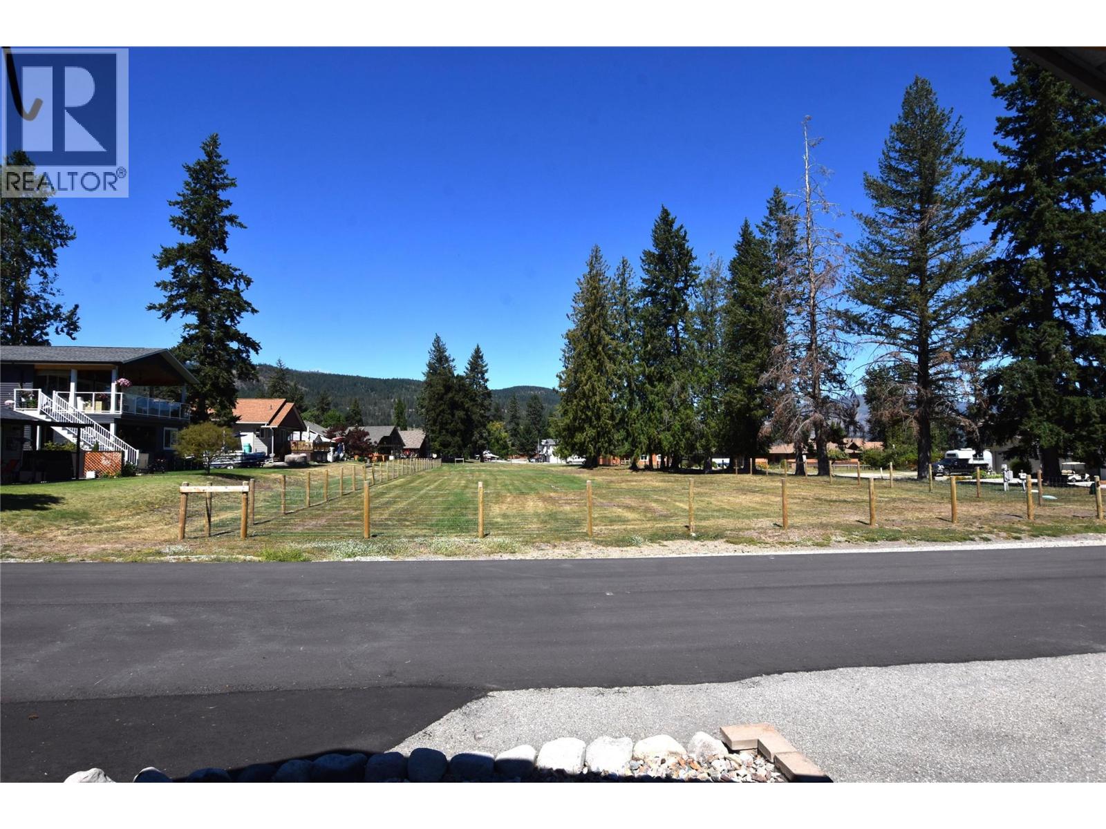 190 Falcon Avenue, Vernon