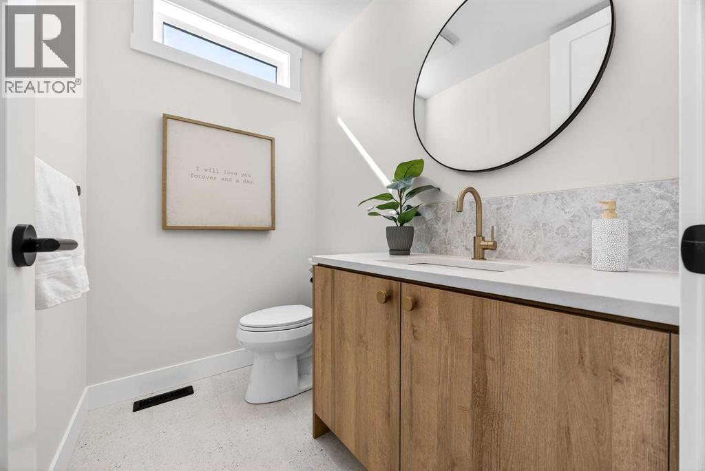 Single Family House for Sale in   Avenue NW Mount Pleasant Calgary 