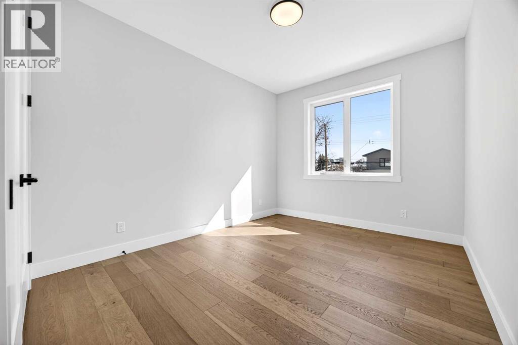 Single Family House for Sale in   Avenue NW Mount Pleasant Calgary 