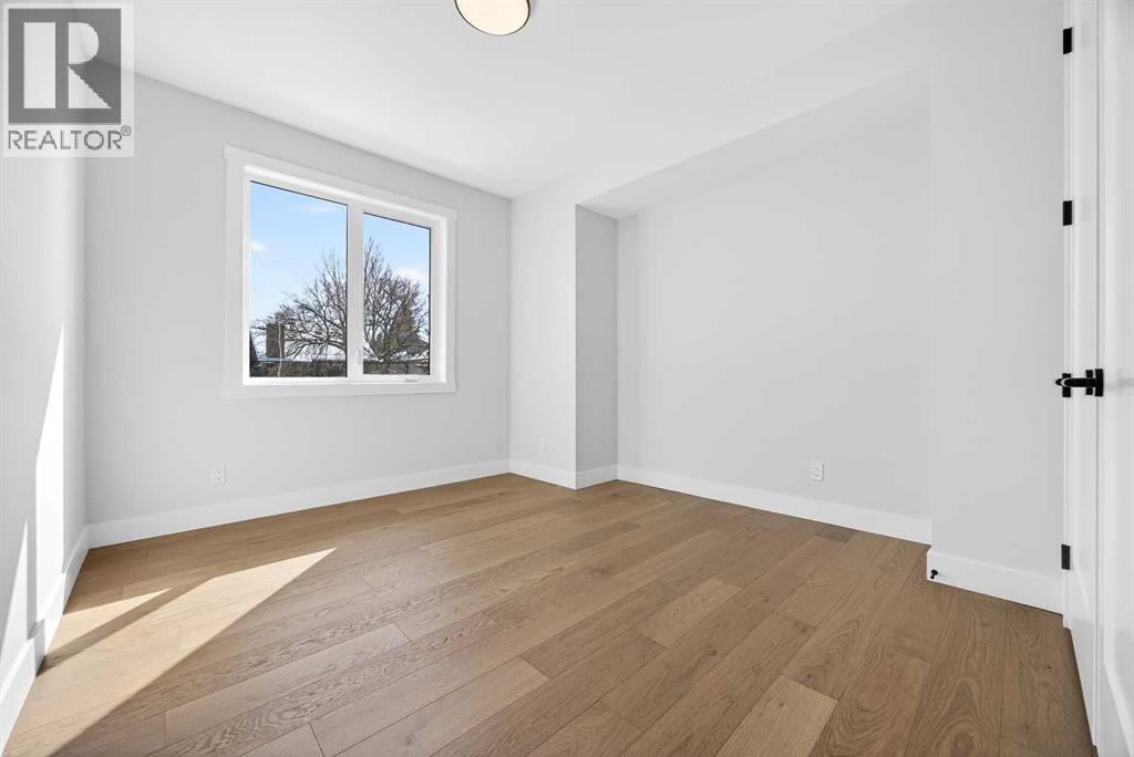 Single Family House for Sale in   Avenue NW Mount Pleasant Calgary 