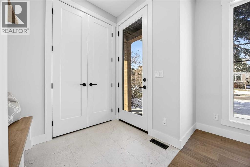 Single Family House for Sale in   Avenue NW Mount Pleasant Calgary 