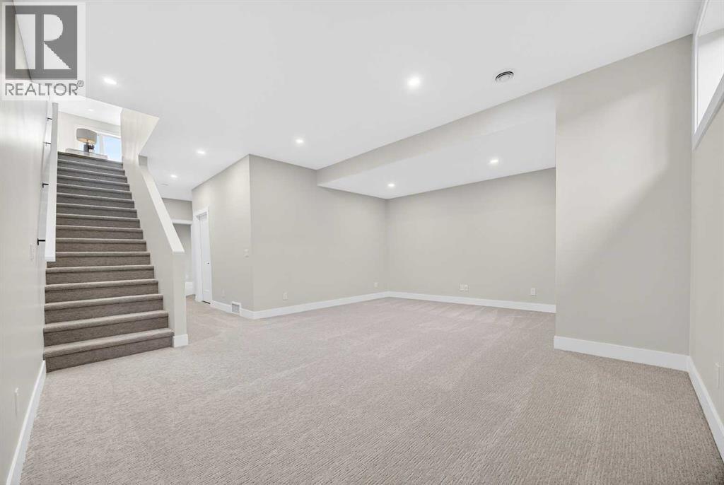 Single Family House for Sale in   Avenue NW Mount Pleasant Calgary 