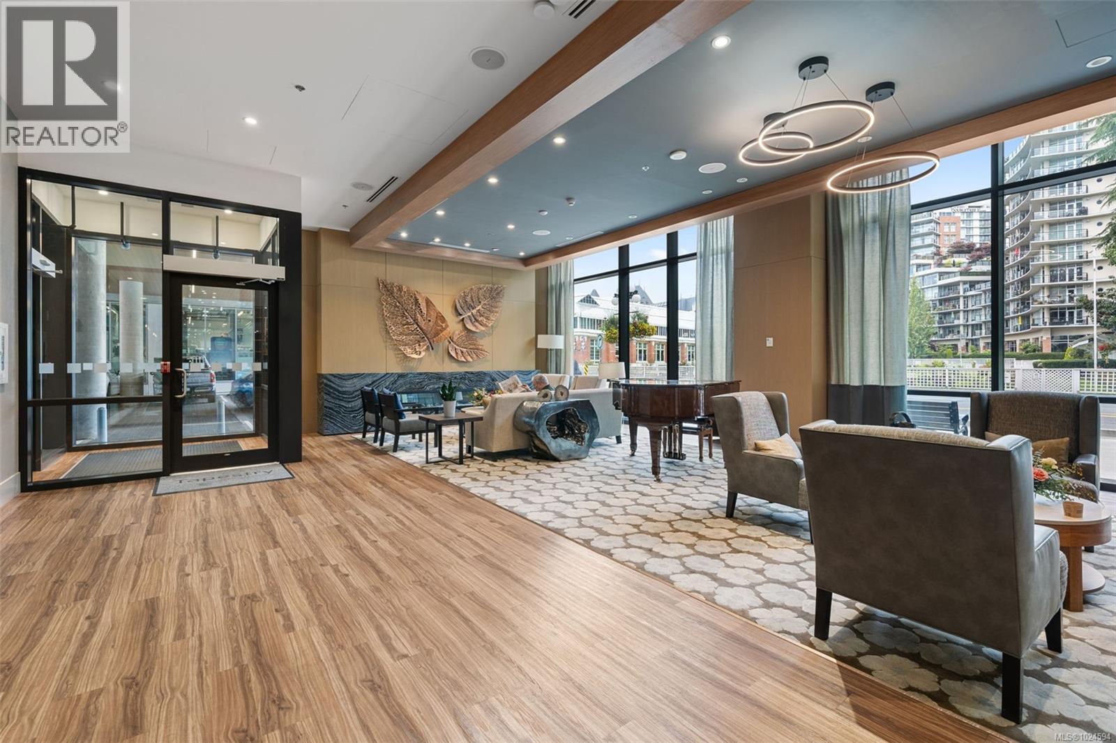 #1101 777 BELLEVILLE ST - 17