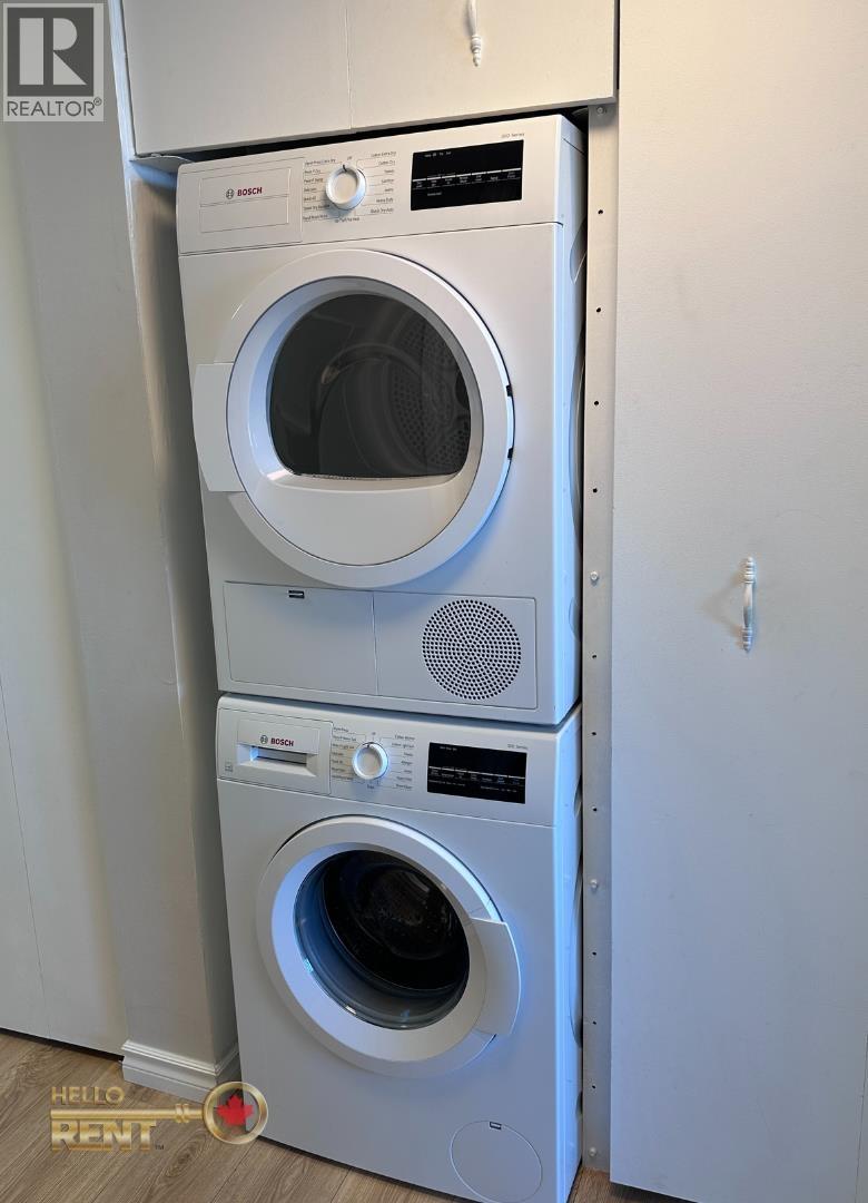 1004 31 ELLIOT STREET, New Westminster