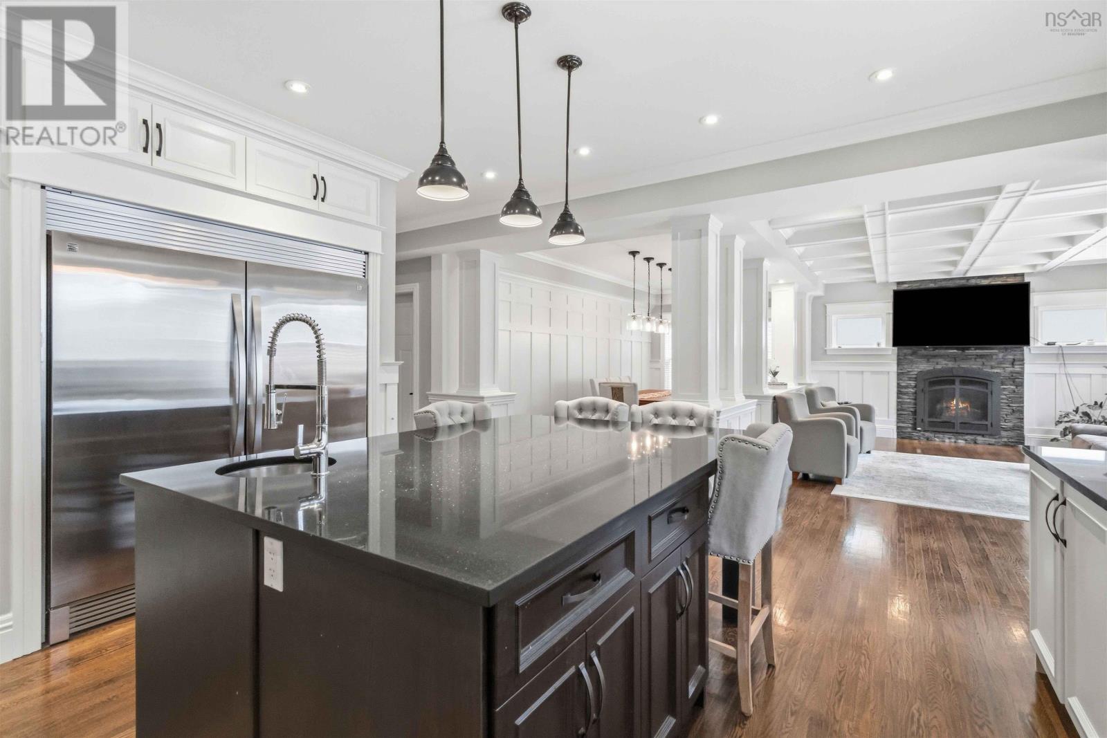 Property 8 of 40 of 60 Amesbury Gate