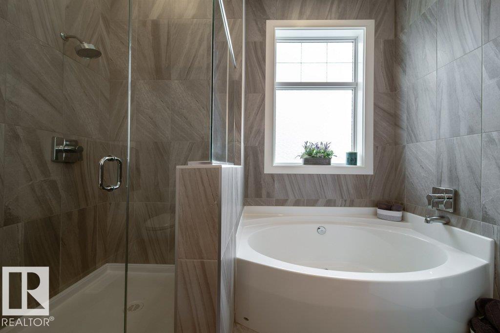 #19 20425 93 AV NW, Edmonton