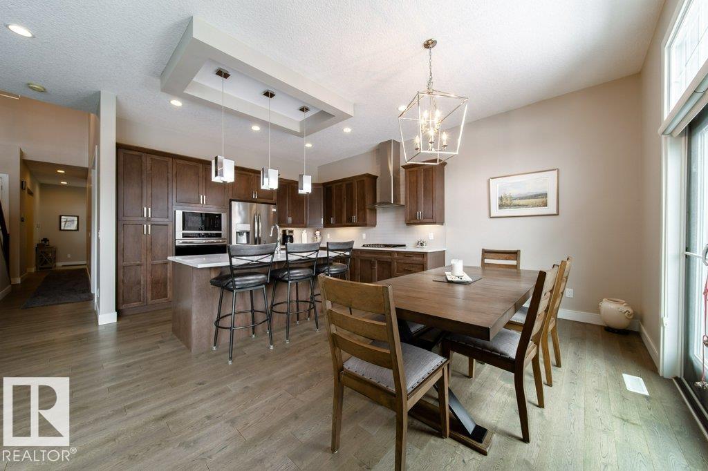 #19 20425 93 AV NW - 27