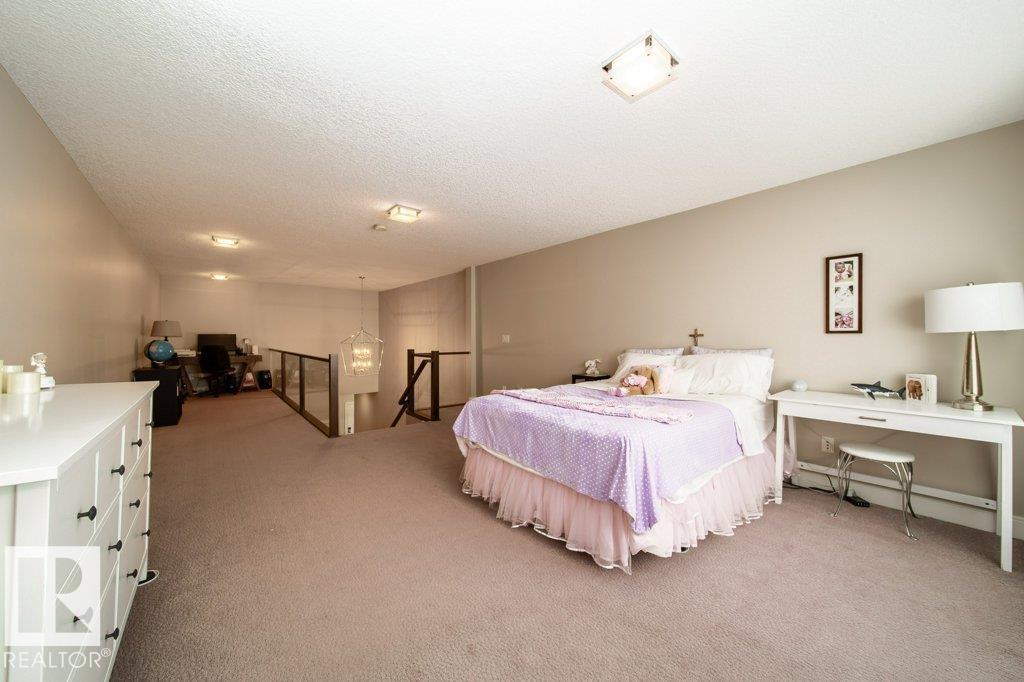 #19 20425 93 AV NW, Edmonton