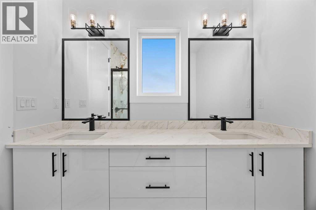 Single Family House for Sale in  Saddlelake Manor NE Saddle Ridge Calgary 