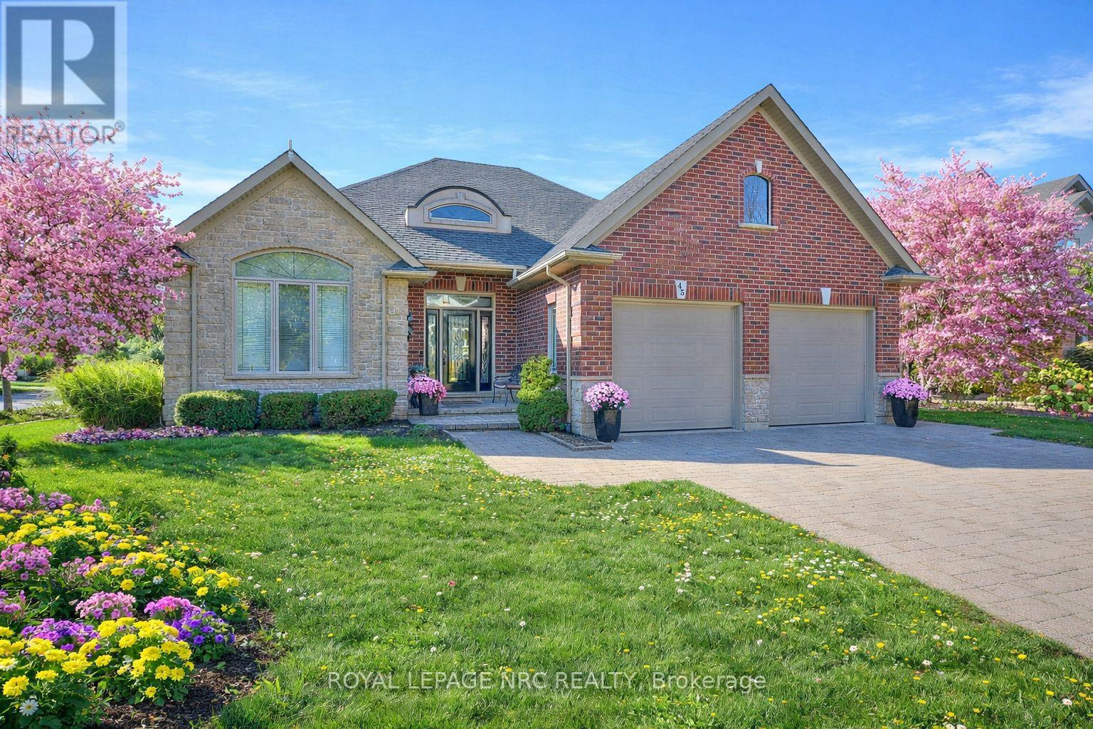 45 TIMBER CREEK CRESCENT