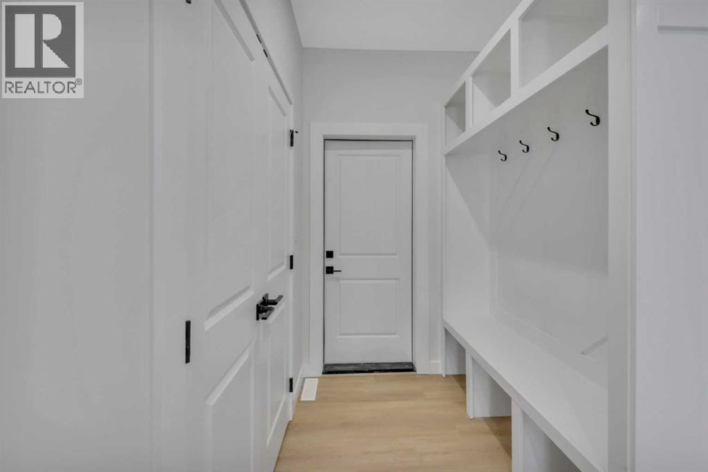 Single Family House for Sale in  Everson Close Evergreen Red Deer 