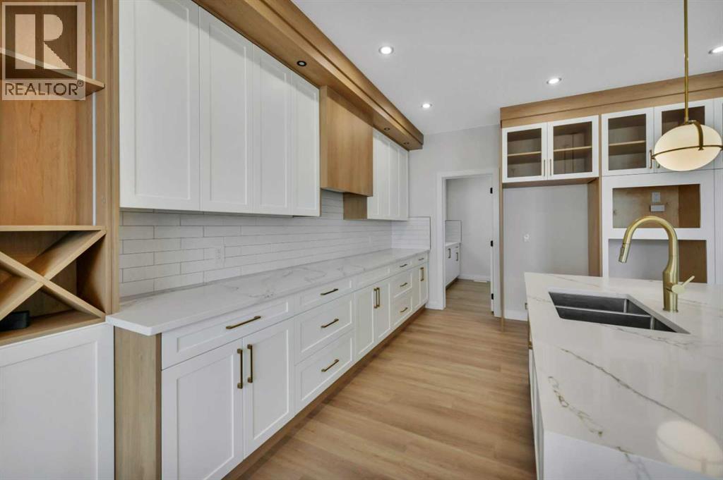 Single Family House for Sale in  Everson Close Evergreen Red Deer 