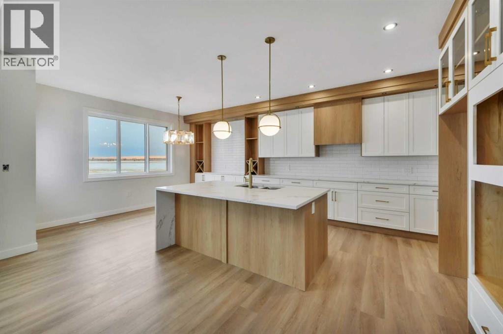 Single Family House for Sale in  Everson Close Evergreen Red Deer 