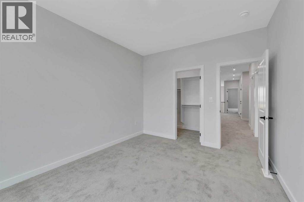 Single Family House for Sale in  Everson Close Evergreen Red Deer 