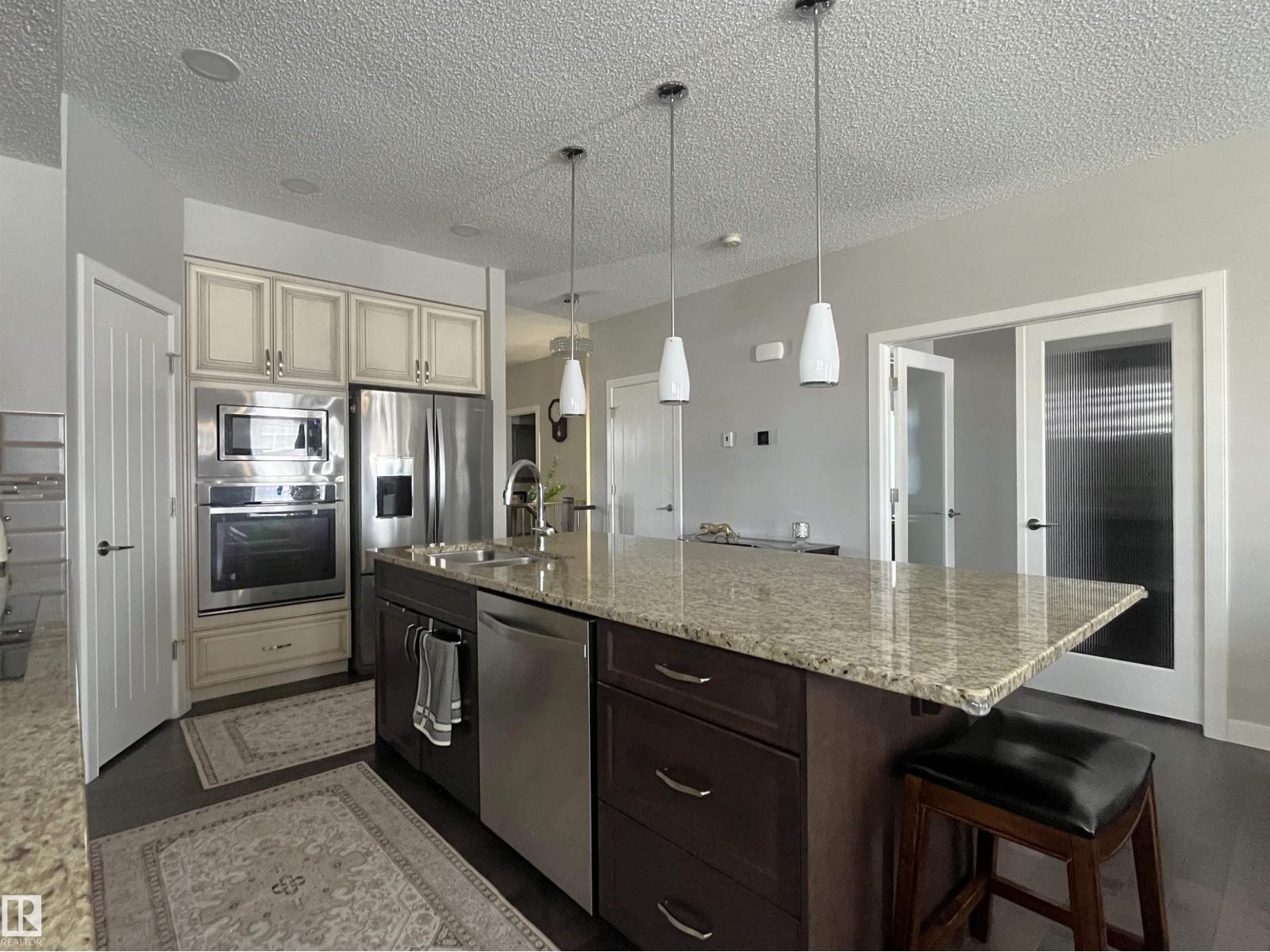 8504 216 ST NW, Edmonton