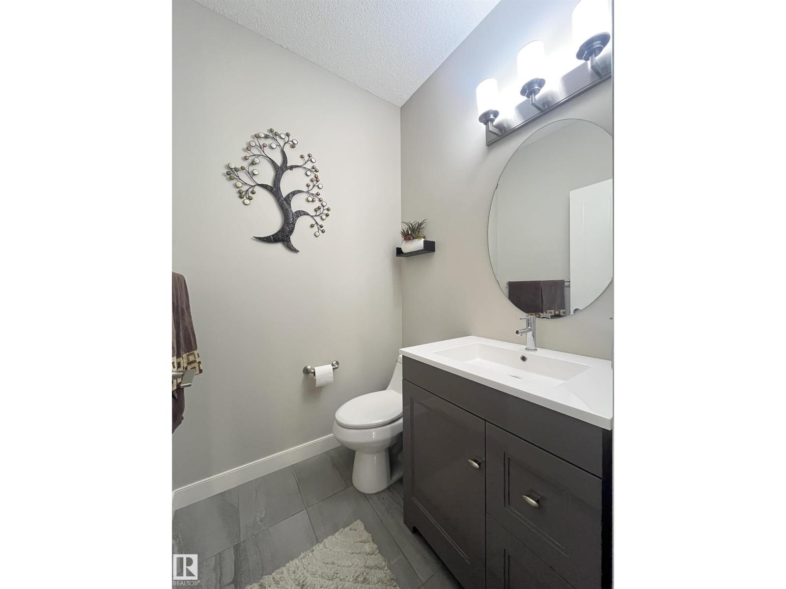 8504 216 ST NW, Edmonton