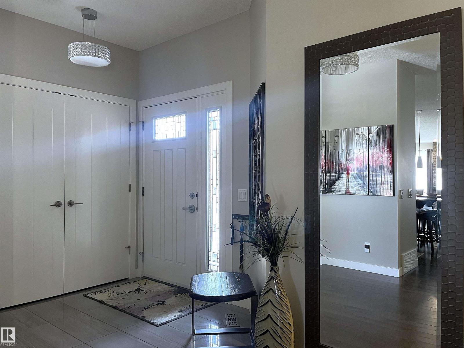 8504 216 ST NW, Edmonton