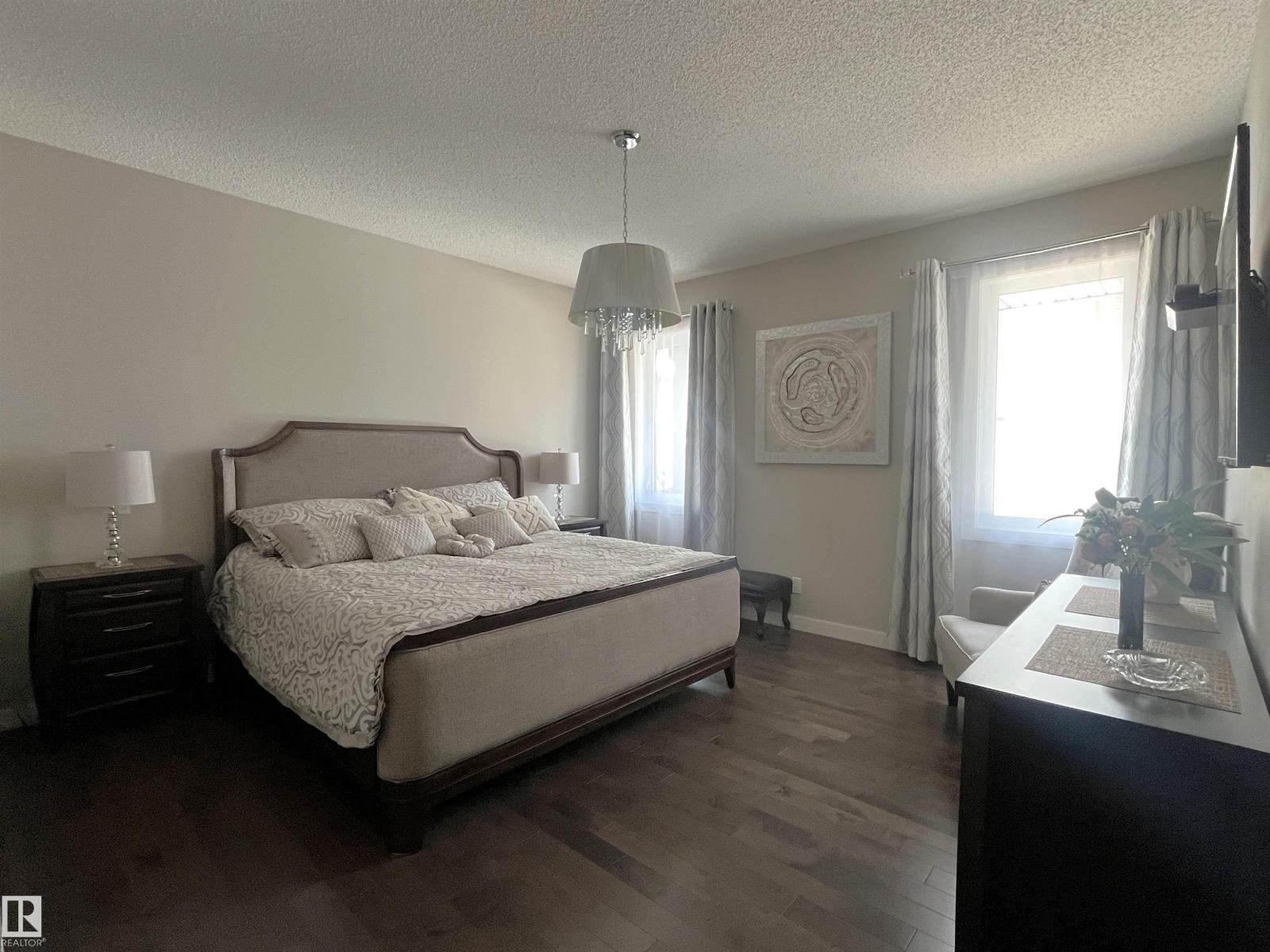 8504 216 ST NW, Edmonton