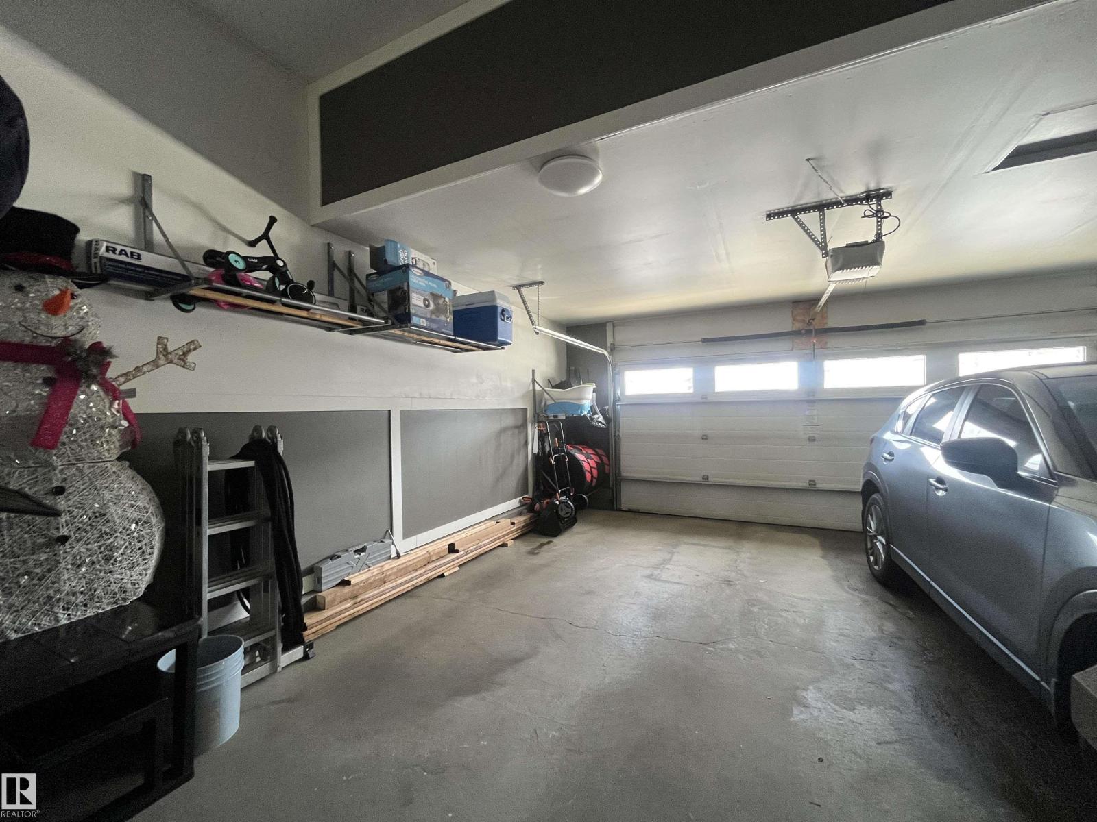 8504 216 ST NW, Edmonton