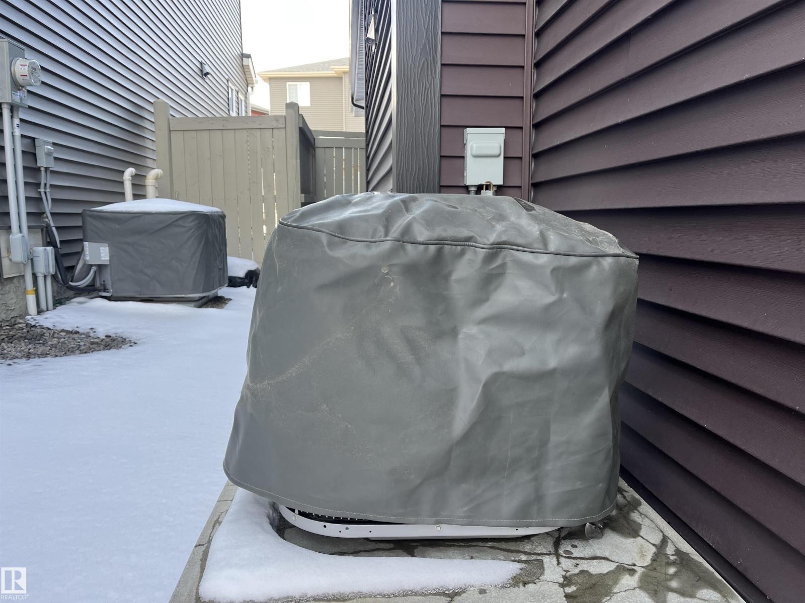 8504 216 ST NW, Edmonton