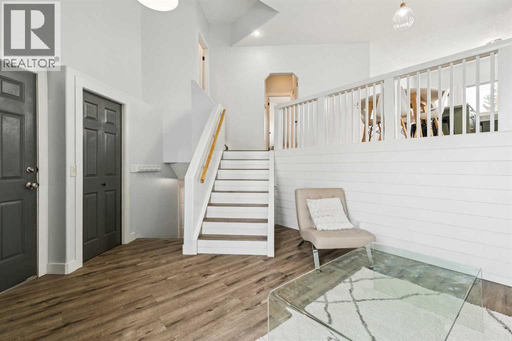 Single Family House 4 Level for Sale in  Somerset Drive SW Somerset Calgary 