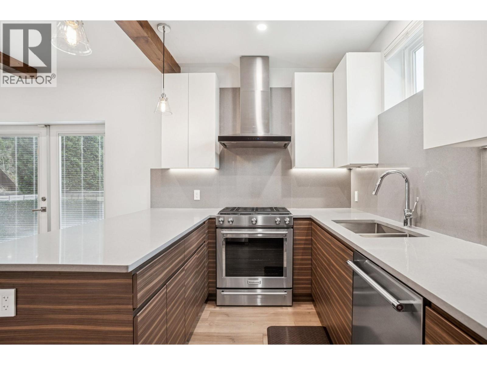 Industrial for Sale in Vancouver – 933 MCLEAN DRIVE, Vancouver - Image 14