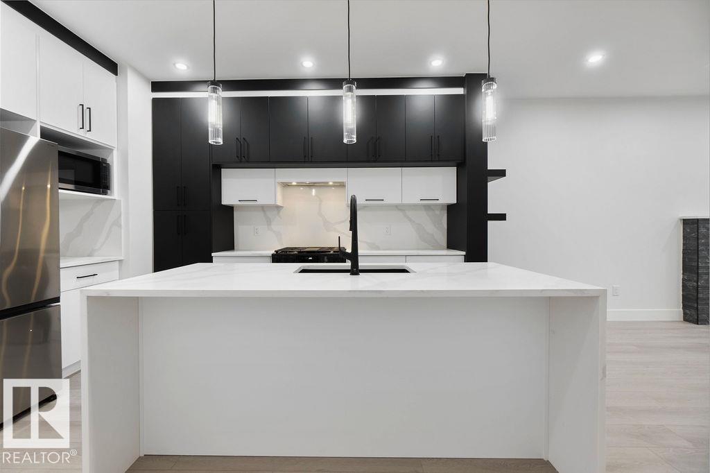 12309 91 ST NW NW, Edmonton